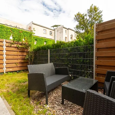 Szczepin With Garden 아파트 *